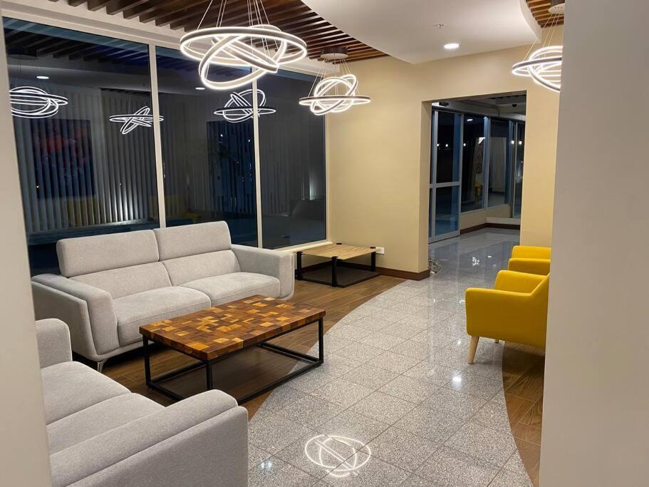 Penthouse En Los Yoses, Vista De Los Dioses Fast Wifi サンホセ エクステリア 写真