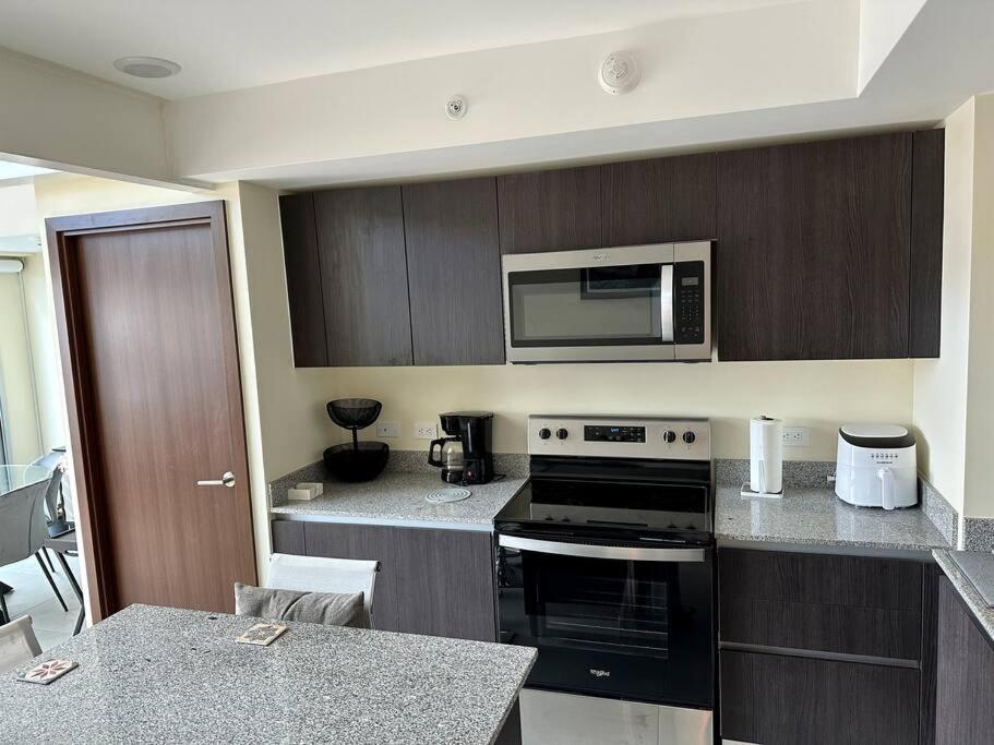 Penthouse En Los Yoses, Vista De Los Dioses Fast Wifi サンホセ エクステリア 写真